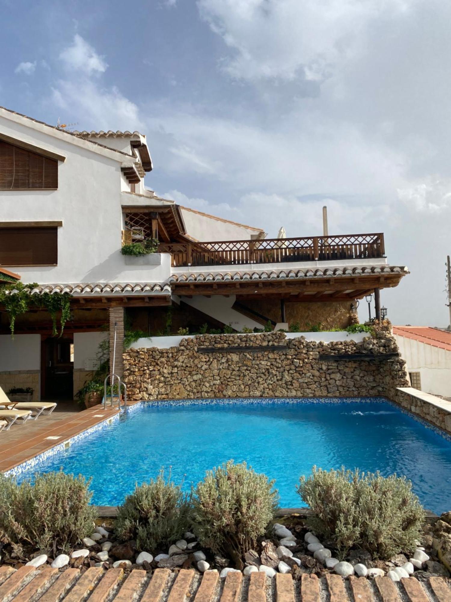 Alhanda Apartamento *